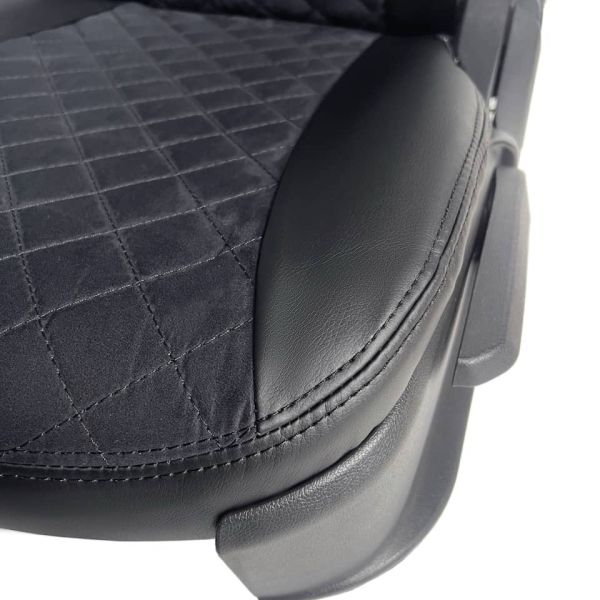 Чехлы Алькантара на Kia Spectra Чехлы Алькантара на Kia Spectra