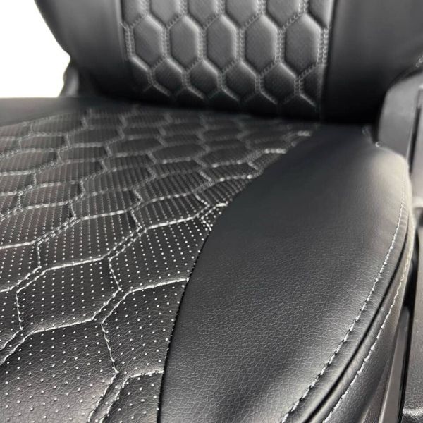 Чехлы Экокожа Ромб на Kia Spectra 2004-2011 г.в. Чехлы Экокожа Ромб на Kia Spectra 2004-2011 г.в.